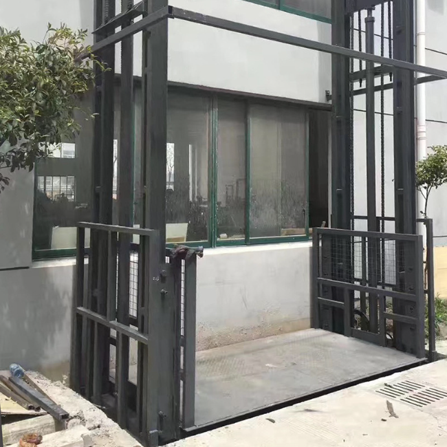 南宝镇5吨室外升降货梯
